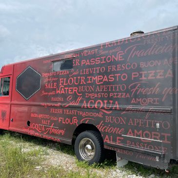 2001 Freighliner MT55 Pizza Trailer for Sale
