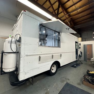 Food Trucks, Carts & Trailers for Sale - Roaming Hunger