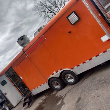 Custom 28' Fully Equipped Trailer w/Bathroom