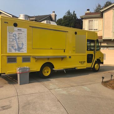 FABULOUS FOOD TRUCK FOR SALE