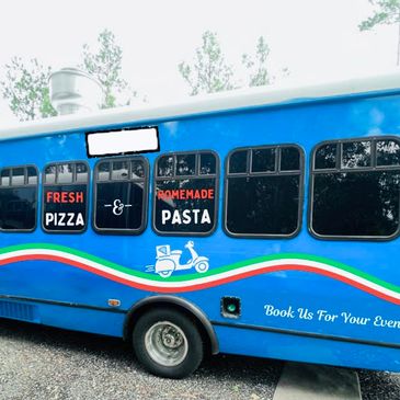 2022 Custom Built Pizza Food Truck with Oven and Fryer
