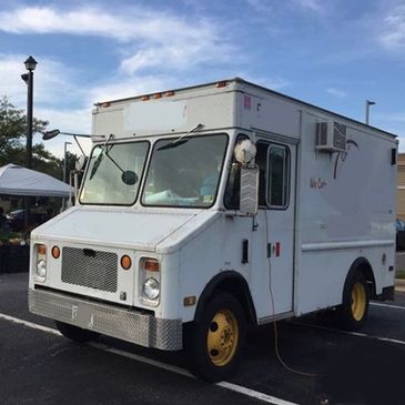 Chevy P30 Step Van 18.5'