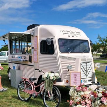 LeMontH Vintage Style Food Trailer