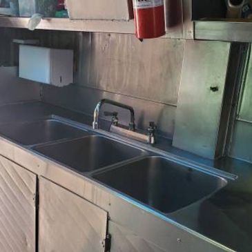 RED HOT FOOD TRAILER