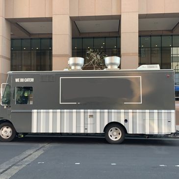 Turnkey Pasta Business in 17-Foot Food Truck