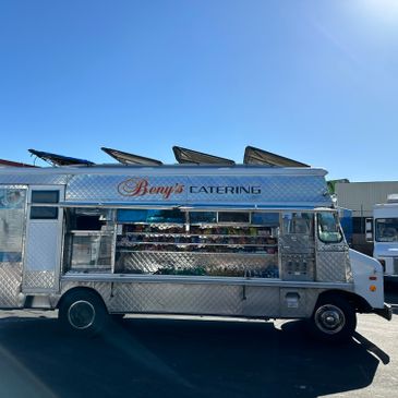 Fully Equipped 1985 Chevrolet P30 Food Truck