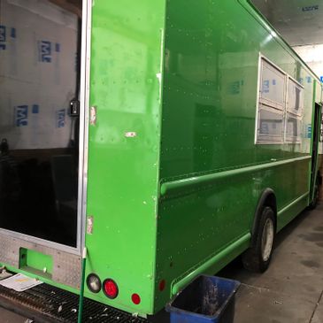 2010 truck RO brand new kitchen with flat top deep fryer steam table refrigeration