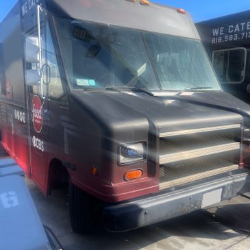 2019 Chevy P30 Food Truck with New Engine