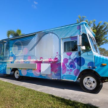 2000 Workhorse P42 Food Truck for Sale