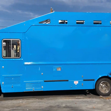 BLUE HEAVAN BRAND NEW AA CATERING TRUCK WITH SOLAR PANELS