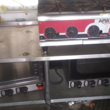1994 Shantz Retractable Wheel Food Trailer
