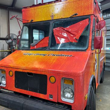 GMC STEPVAN Food Truck