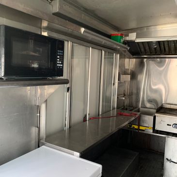 Chevy P30 Step Van 18.5'