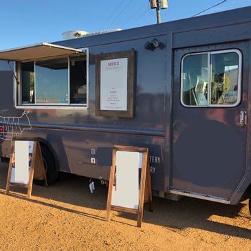 FOOD TRUCK **BEAUTIFUL** PRICED TO SELL!