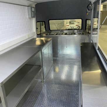 NEW - LeMont Vintage Style Food Trailers!