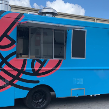 2001 Workhorse P42 Food Truck for Sale