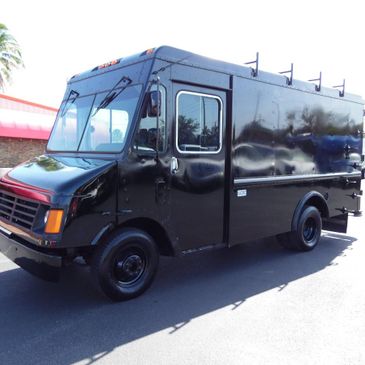 Workhorse P42 Diesel Step Van