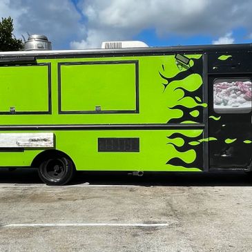 Food Truck for Sale - Lots of Features