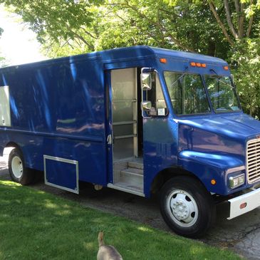 30' GMC Fully Outfitted Mobile Kitchen