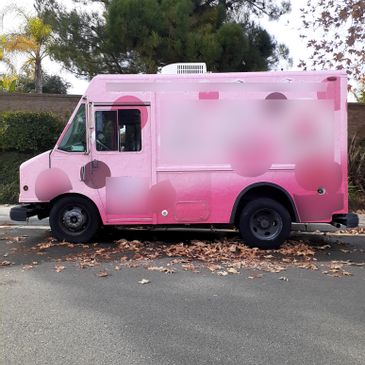 DESSERT TRUCK