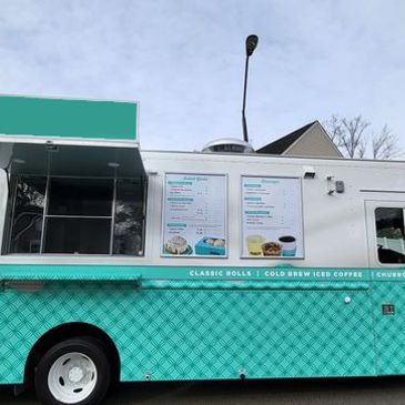 5 Fully Operating Cinnamon Roll Franchise Food Trucks for Sale!!!