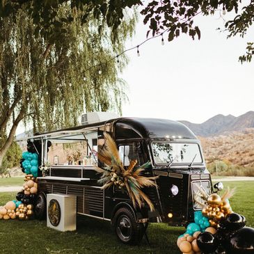 LeMontH Vintage Style Food Trailer