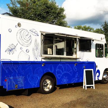 Fully Loaded Like New Food Truck Less Than 9k Miles