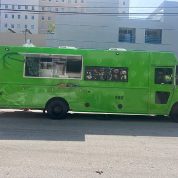 Spotless, 32-Foot Food Truck for Sale