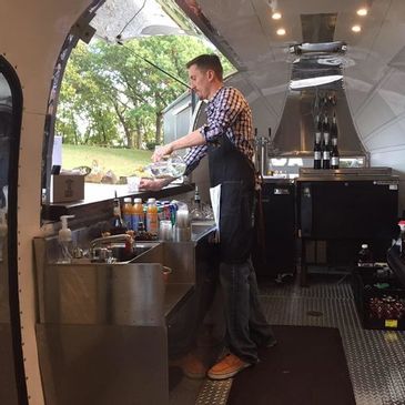 Airstream Mobile Bar Business THIS IS BEAUTIFUL
