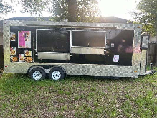 20-Foot, Fully Equipped Food Trailer for Sale - Trailer / Food trailer ...