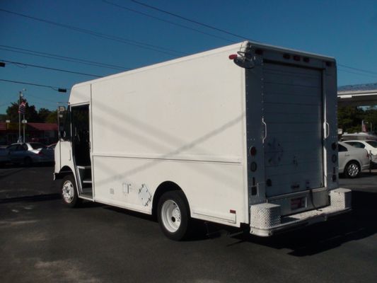 freightliner w700