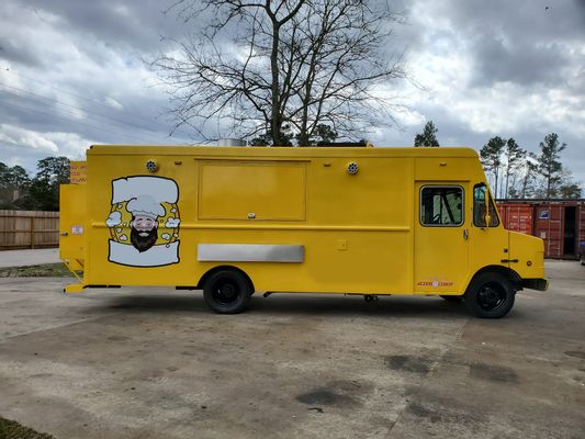 23ft Workhorse Food Truck (New Engine) - Workhorse / Workhorse / 2003 ...